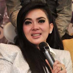 Raffi Dikabarkan Akan Nikahi Nagita, Syahrini Ikut Bahagia