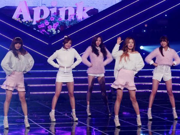 A Pink Centil dan Seksi di MBC Show Champion