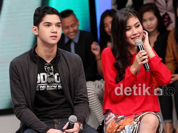 Duduk di Sebelah Al, Syahnaz Grogi