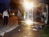 Bus Mira Terbalik di Raya Trosobo