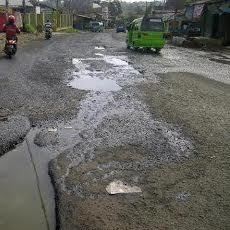 Bikin Macet, Jembatan Caringin di Jalur Ciawi-Sukabumi Kapan Diperbaiki?