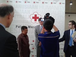 Didatangi Dubes AS di PMI, JK Ditanya tentang Cawapres Jokowi