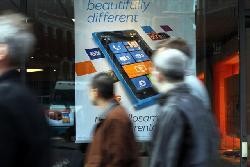 Ini Plus-Minus Jika Ponsel Kena Pajak Barang Mewah