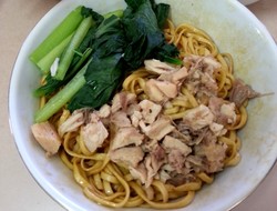 Kalau ke Mayestik Jangan Lupa Jajan Bakmi Boy dan Sate H. Sulaiman