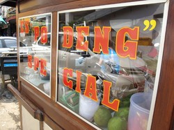 Haus Seusai Belanja? Mampir Jajan Es Cincau Hijau dan Es Cendol Dulu