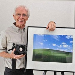 Bukan Roman Picisan di Wallpaper Windows XP