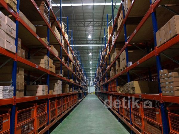 Mitsubishi Resmikan Pusat Suku Cadang Cibitung