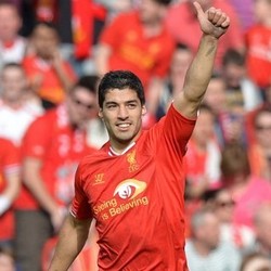 Suarez Tak Pikirkan Rekor Gol