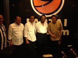 Usai Bertemu Selama Sekitar 1 Jam, Surya Paloh dan Jokowi Jumpa Pers