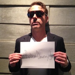 Ketika Iron Man Main Twitter