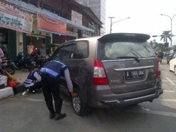 Parkir Sembarangan, Kendaraan di Depok Langsung Digembosi
