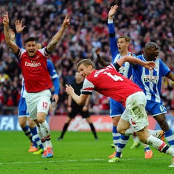 Singkirkan Wigan via Adu Penalti, Arsenal ke Final