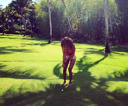 Posting Foto di Instagram, Beyonce Dituding Edit Pahanya Jadi Lebih Kecil