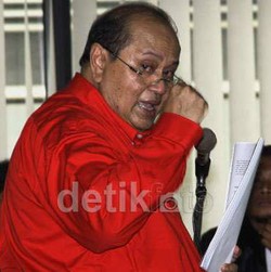 Emir Moeis Sudah Keluar dari RS, Siap Hadapi Vonis