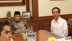 Pesan Ketum PBNU ke Jokowi: Indonesia Butuh Pemimpin Tegas