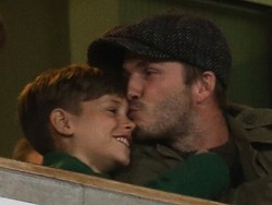 So Sweet, Foto Kemesraan David Beckham Bersama Keempat Anaknya