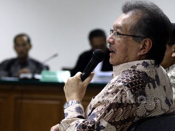 Halim Alamsyah Bersaksi di Sidang Century