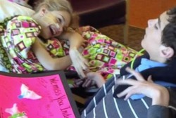 Begini Ekspresi India, Remaja Cerebral Palsy Ketika Dikunjungi Kekasih