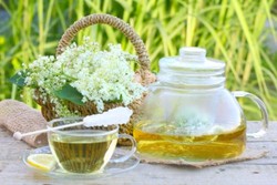 Rutin Minum Teh Hijau untuk Kulit Mulus dan Atasi Bau Mulut