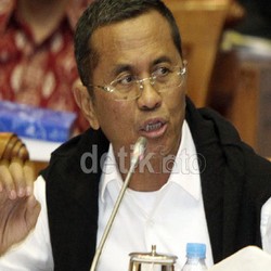 Cerita Dahlan Gebrak Meja Saat Rapat Pertamina dan PLN