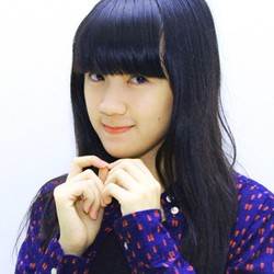 Tak Lagi di JKT48, Cindy Gulla Sekolah di Lokasi Syuting