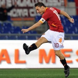 Cara Latihan untuk Dapatkan Tendangan yang Baik [Bagian 3]