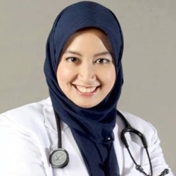 Jadi Dokter dan Berhijab, Maissy Bikin Sahabat Pangling