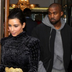 Jelang Pernikahan, Kim Kardashian dan Kanye West Terbang ke Paris