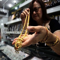 Emas Masih Masih Terus Diburu Orang Tiongkok