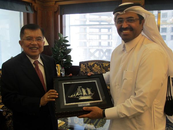 JK Bertemu Menteri Energi dan Industri Qatar