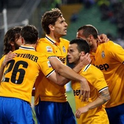 Giovinco-Llorente Menangkan Juventus atas Udinese