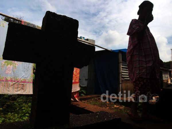 Warga di TPU Cibesel Akan Direlokasi