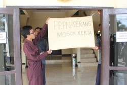 Peserta Aksi Mogok Kerja Panitera Meluas ke 44 Kantor Pengadilan