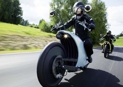 Johammer J1, Motor Nyeleneh dari Austria