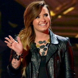 Dibilang Gemuk, Ini Pesan Demi Lovato untuk Para Haters