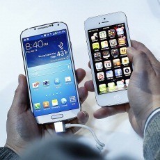 Wafatnya Steve Jobs & Serangan Pertama Samsung ke Apple