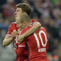 Hantam Kaiserslautern, Bayern Hadapi Dortmund di Final