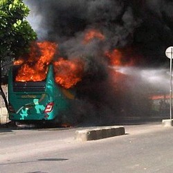 Ada Percikan Api dari Rem Ban Belakang, Bus AKAP Terbakar di Serang