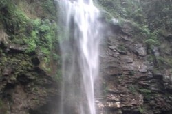 Mengisi Libur Panjang di Curug Cipendok, Banyumas