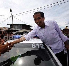 Koalisi Gemuk Malah Jadi Beban Jokowi Kelola Kabinet