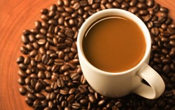 Studi Buktikan Kopi Terasa Lebih Enak Jika Diteguk daripada Diseruput