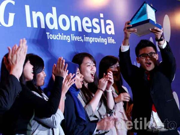 Jenjang Karir untuk Mahasiswa Berprestasi