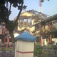 Kantor PLN Madiun Hangus Terbakar