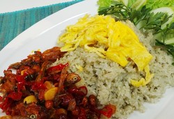 Video Resep: Nasi Pandan Sambal Teri