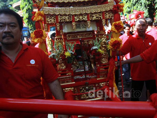 Gotong Tua Pek Kong