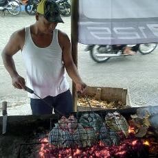 Menikmati Ikan Bakar di Pantai Blimbingsari Banyuwangi, Mak Nyus...