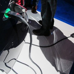 Belum Ada Negara Yang Berhasil Kembangkan Mobil Listrik