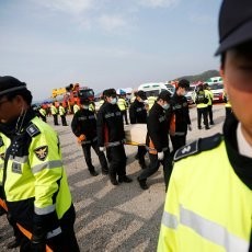 Transkrip Komunikasi Kapal Feri Korsel Tunjukkan Kepanikan Evakuasi