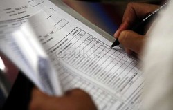 Jumlah Surat Suara Beda, Rapat Rekapitulasi Pileg di Solo Dihentikan