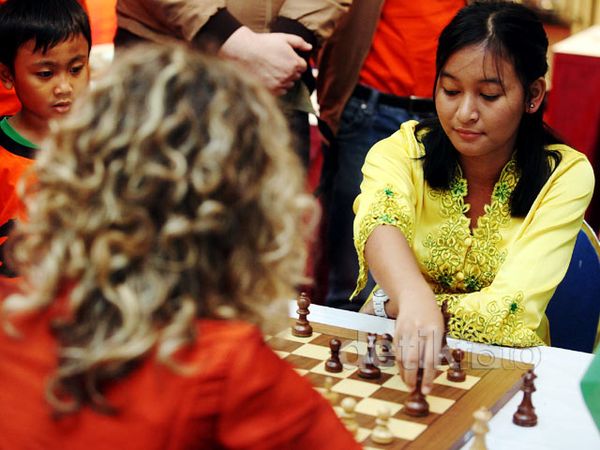 Pecatur WGM Pakai Kebaya di Hari Kartini